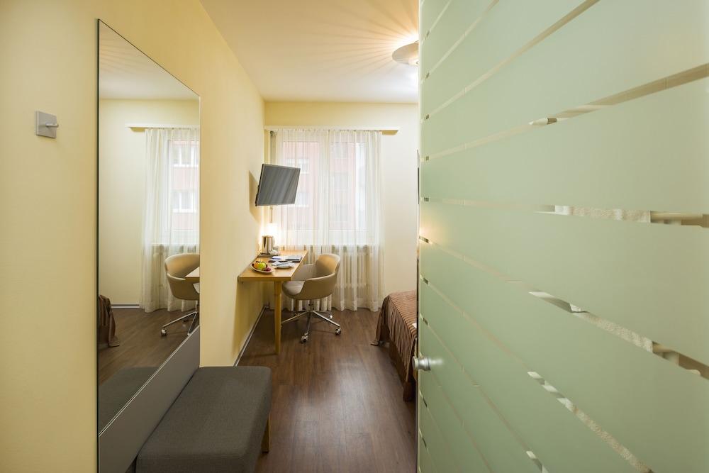 Sommerau-Ticino Swiss Quality Hotel Dietikon Luaran gambar