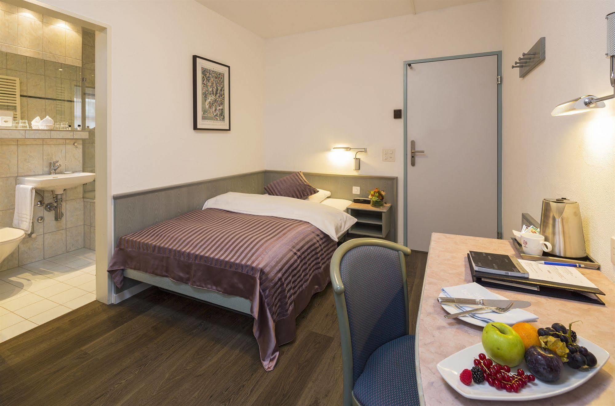 Sommerau-Ticino Swiss Quality Hotel Dietikon Luaran gambar