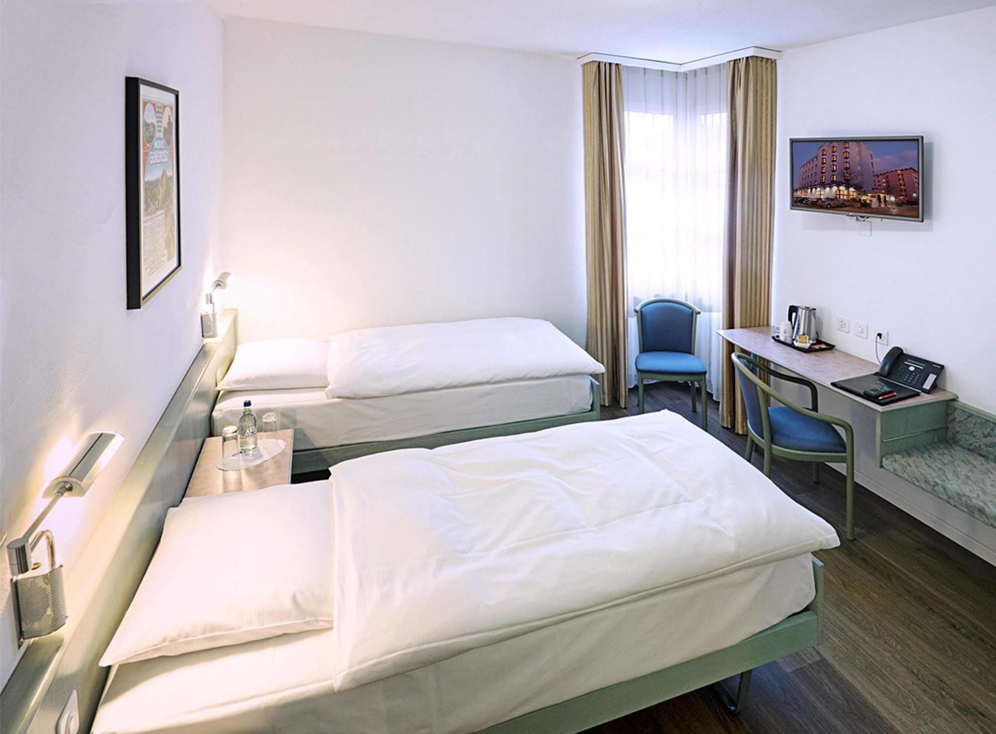 Sommerau-Ticino Swiss Quality Hotel Dietikon Luaran gambar