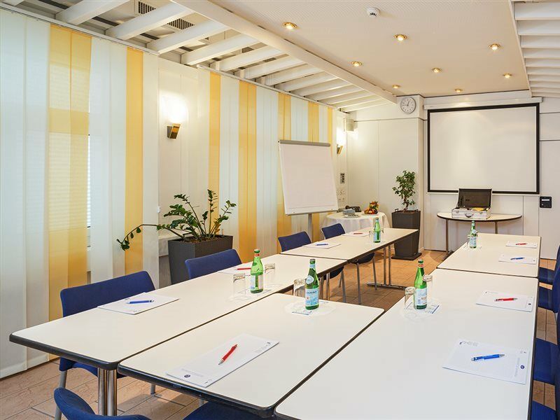 Sommerau-Ticino Swiss Quality Hotel Dietikon Luaran gambar
